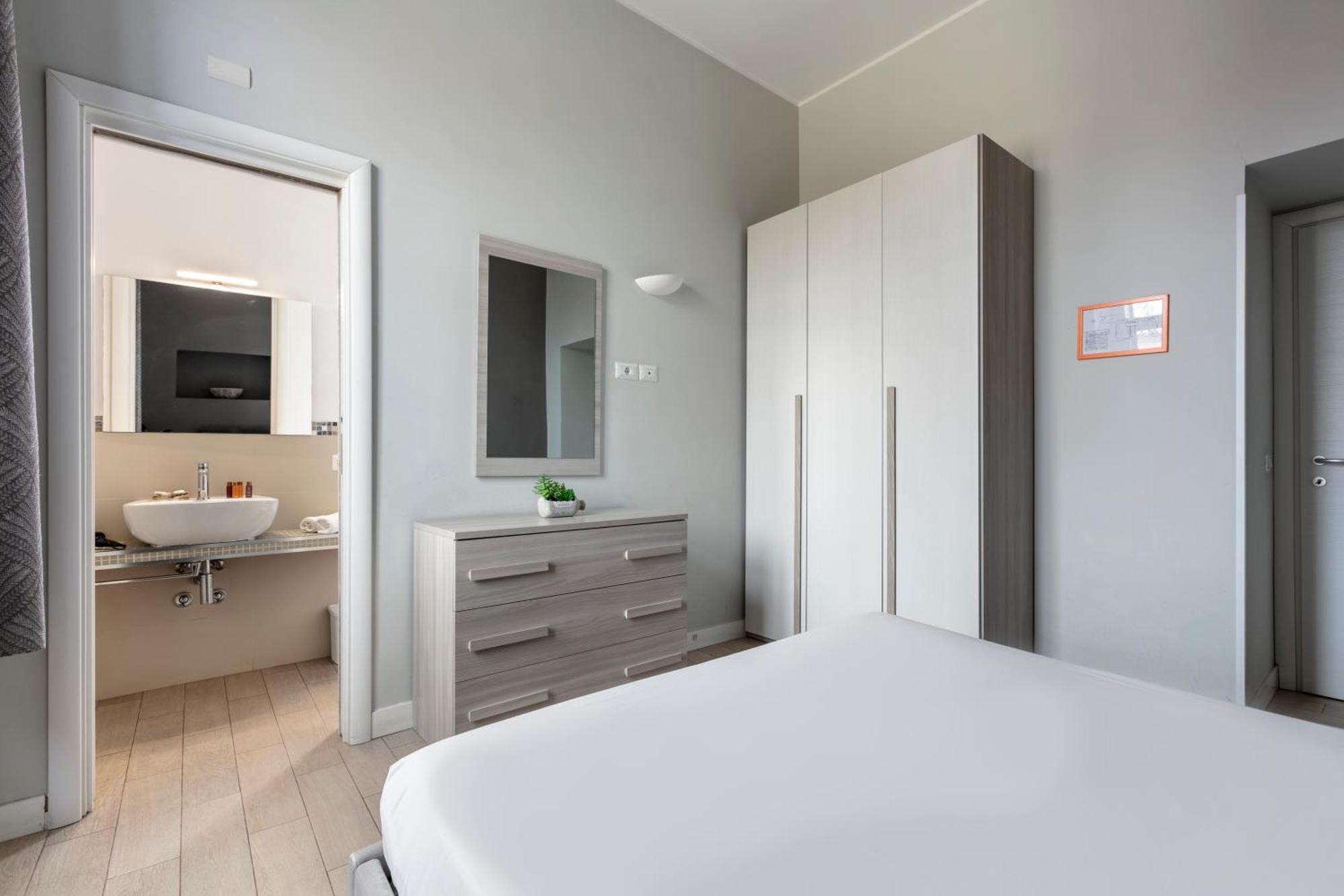 Deza Cozy Place Manzoni Rome Exterior photo